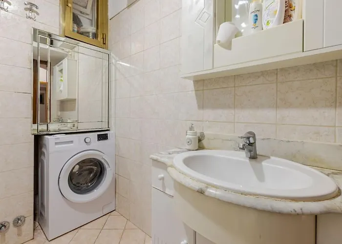 Apartman In *